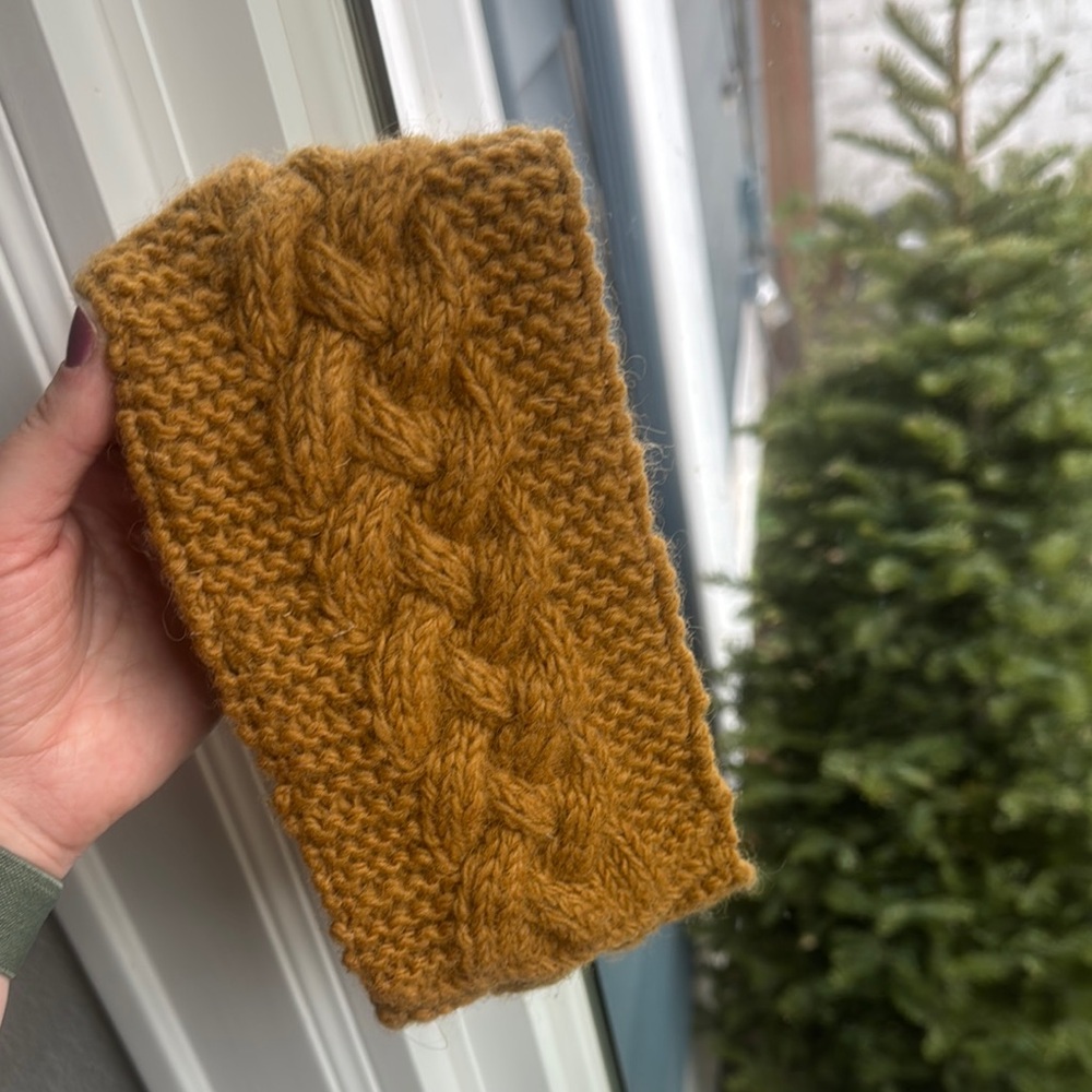 Women’s Mustard Knit and Fleece-lined headband